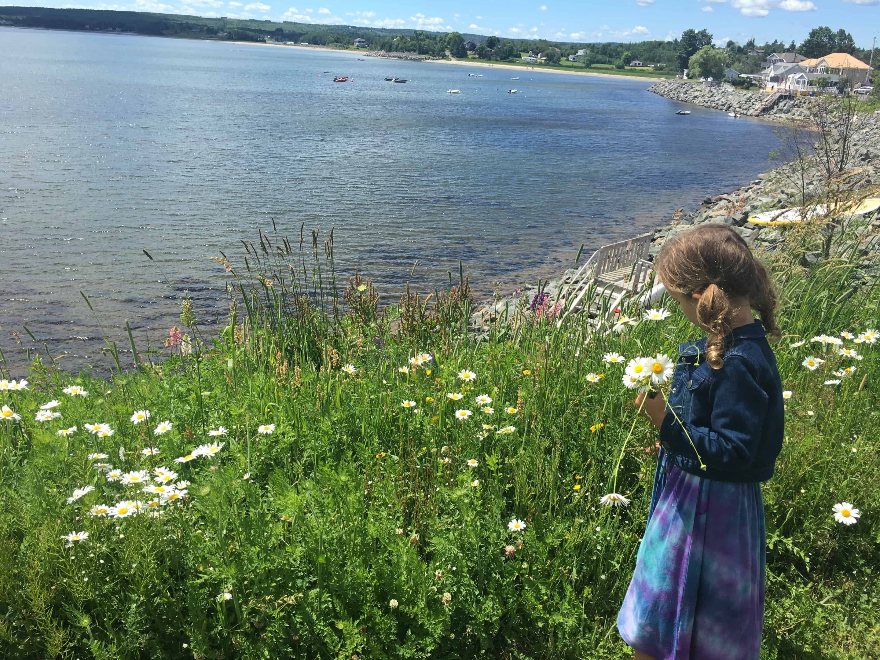 Let’s All Be Bored This Summer! 5 Ways to Bust Your Boredom